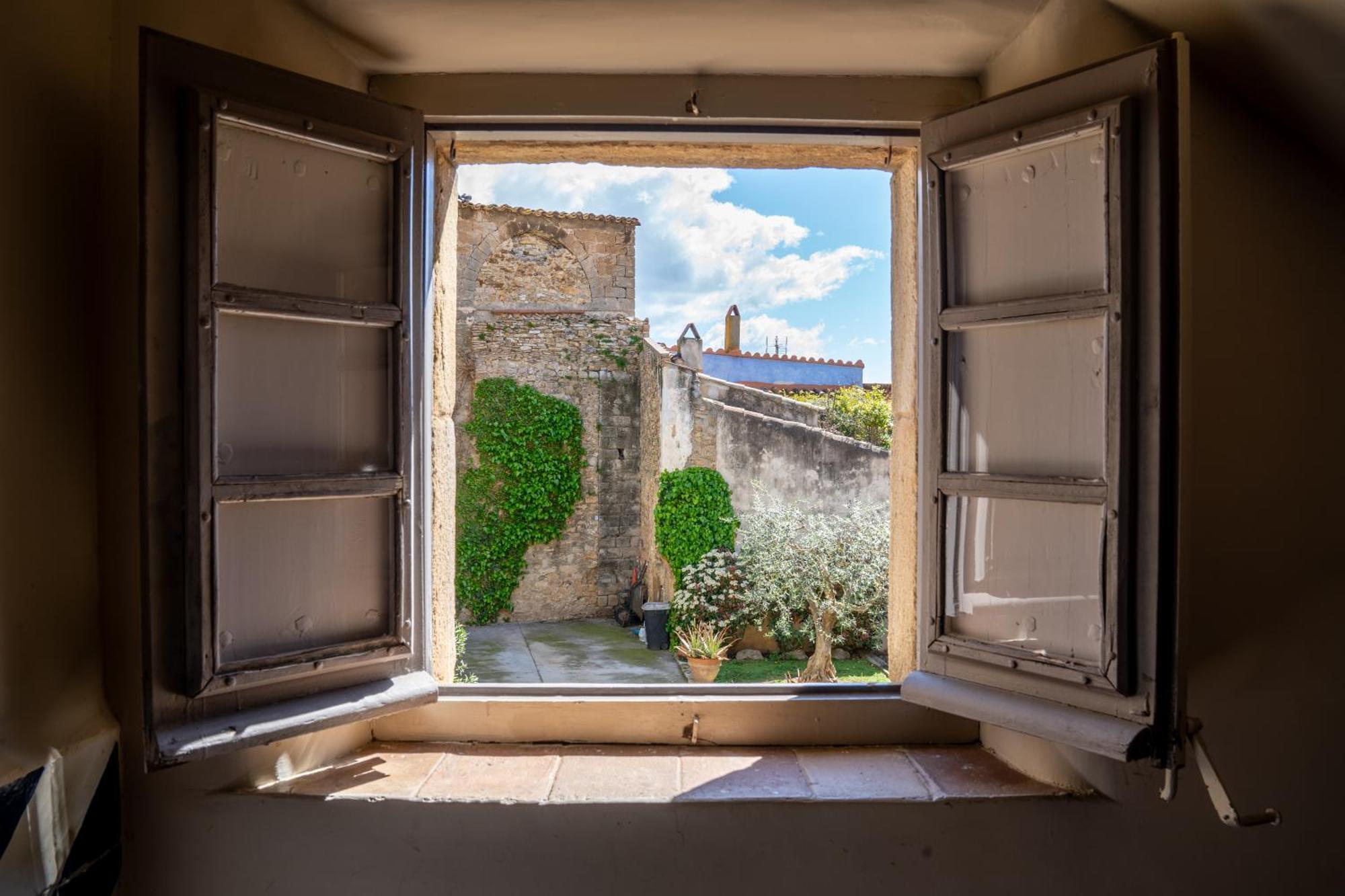 Deco - Casa Castell De Peratallada Eksteriør bilde